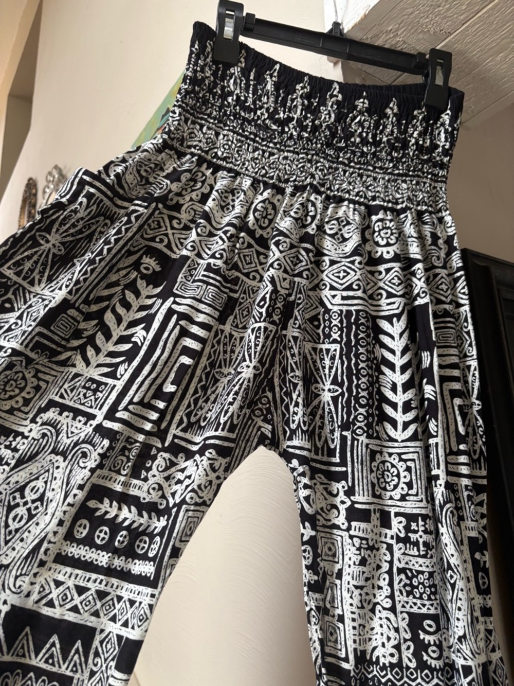 Lot of 4 PAIR of Rayon Harem Genie Pants medium - Picture 3 of 14